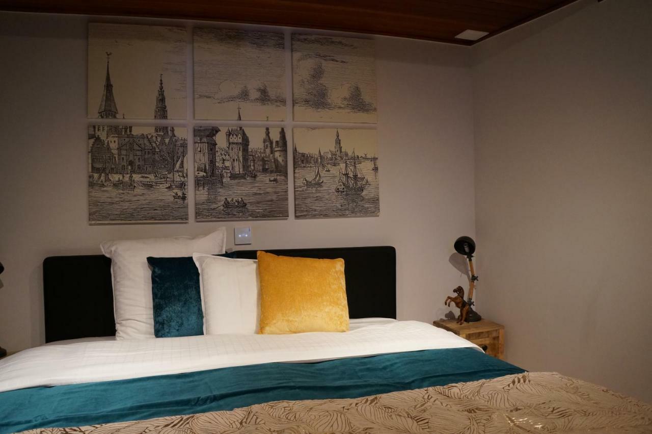 Charming Suites Jan Zonder Vrees Антверпен Екстериор снимка