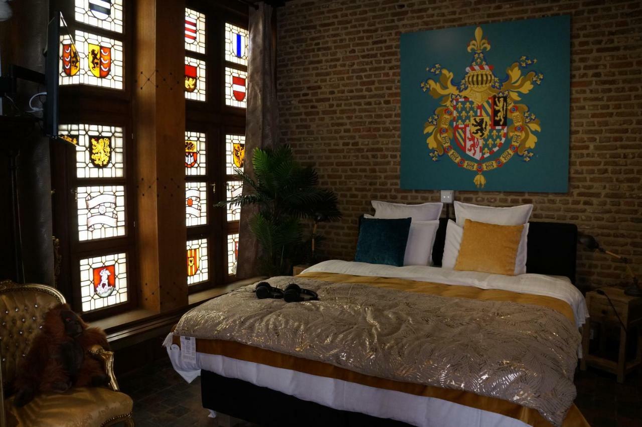 Charming Suites Jan Zonder Vrees Антверпен Екстериор снимка